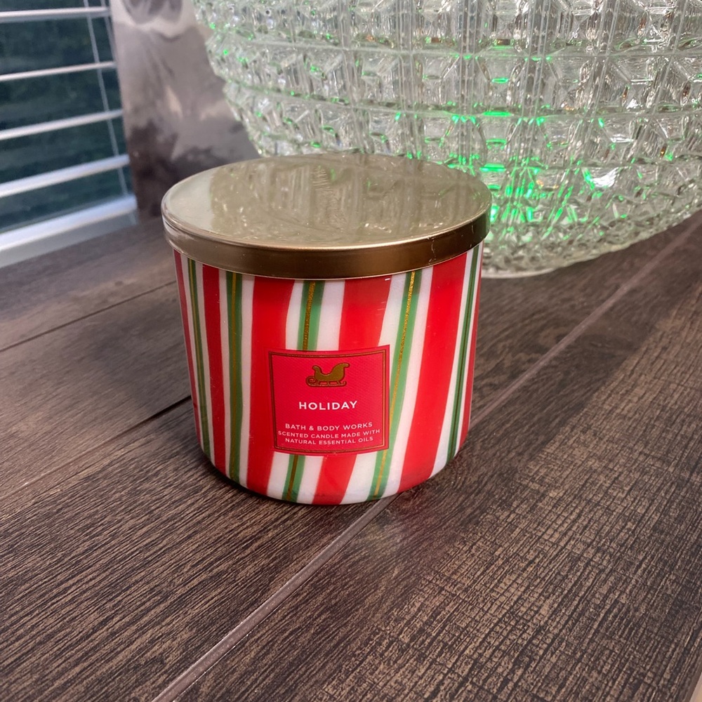 Bath & Body Works Holiday 3 Wick Candle